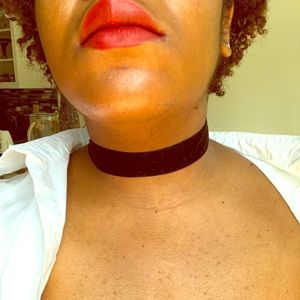 Black suede choker